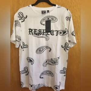WXYZ White Paisley 'Respect' Graphic Men's Shirt. Size Large